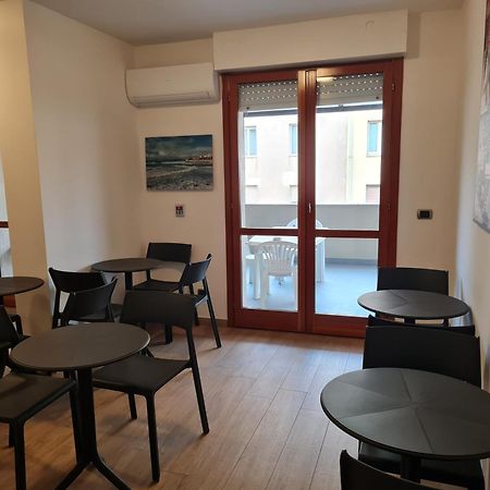 Monti Guest House Alghero Bagian luar foto