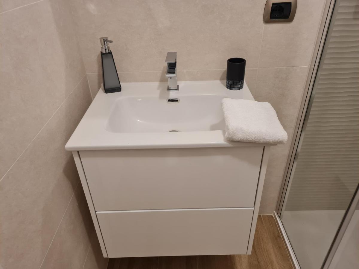 Monti Guest House Alghero Bagian luar foto