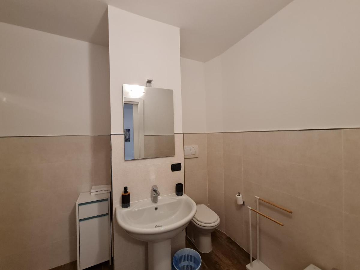 Monti Guest House Alghero Bagian luar foto